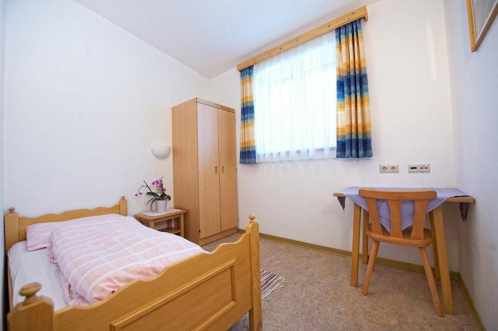 Ski In-Ski Out - Gaestehaeuser Saalbach-Hinterglemm - Wallegghof Christianhof Room photo